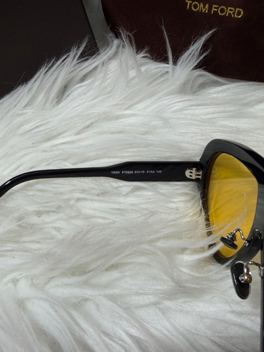 Tom Ford Aviator Sunglasses - Picture 3 of 6